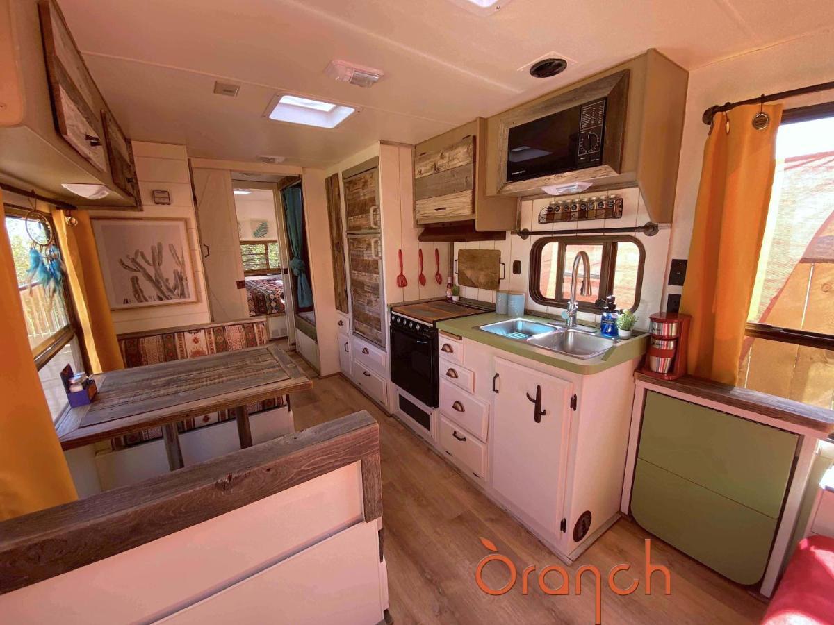 Oranch House, Studio & Wilderness 卡纳布 外观 照片